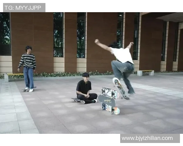 滑板文化的崛起:深入了解西安滑板队的训练与发展现状 滑板文化的崛起:深入了解西安滑板队的训练与发展现状