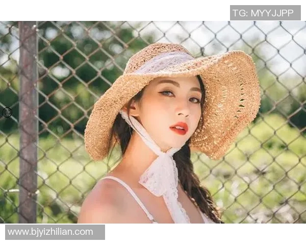 如何根据体型与风格选择最适合你的泳装打造完美夏日造型